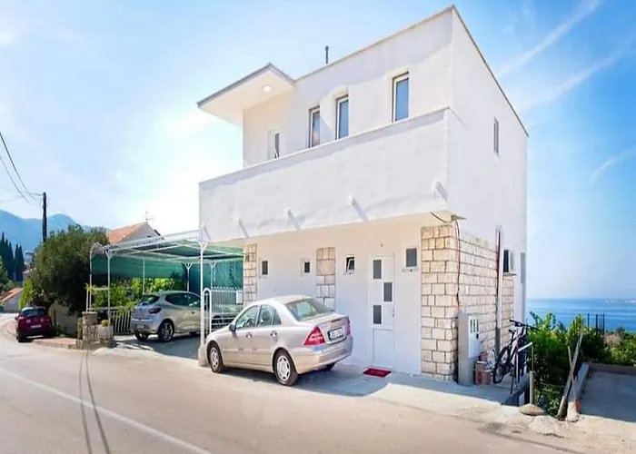 Grljevi - With Balcony And Sea View A3 Appartement Mlini
