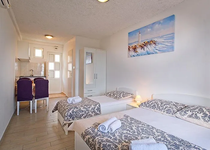 Grljevi - With Balcony And Sea View A3 Mlini