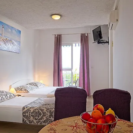 Grljevi - With Balcony And Sea View A3 アパート *